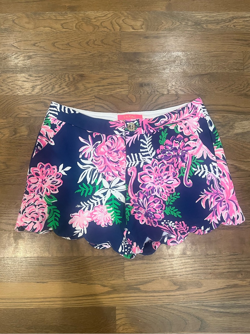 Lilly Pulitzer Buttercup Shorts Women 6 Ruffle Your Feathers Navy Pink Green